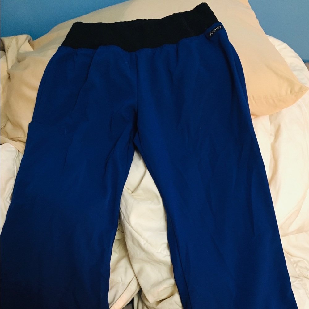 Scrub bottoms